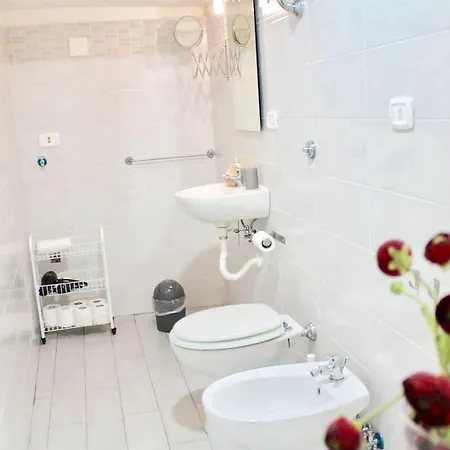 Bed & Breakfast La Dimora Di Parthenope Naples