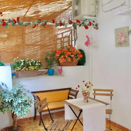 La Dimora Di Parthenope Bed & Breakfast *